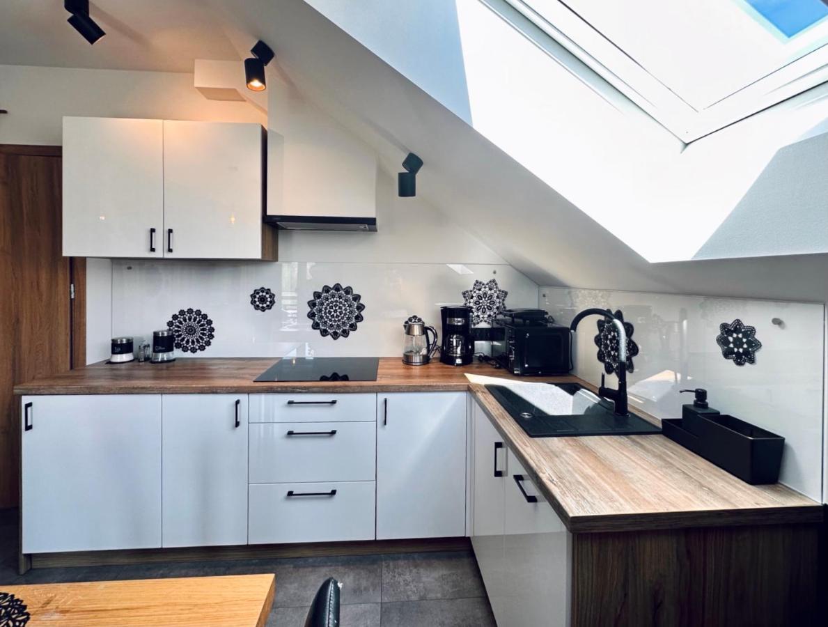 Apartamenty Na Wyrszczku Истебна Екстериор снимка