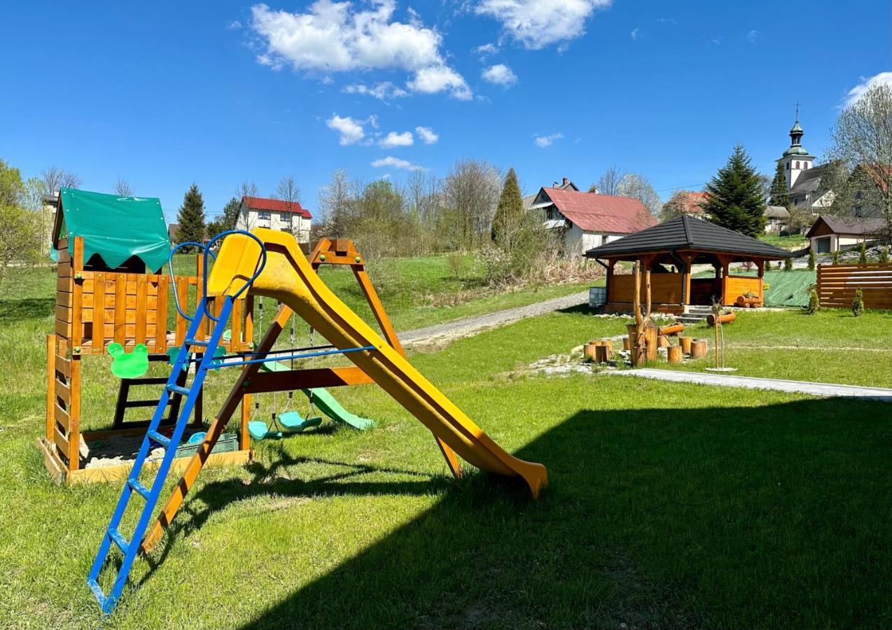 Apartamenty Na Wyrszczku Истебна Екстериор снимка