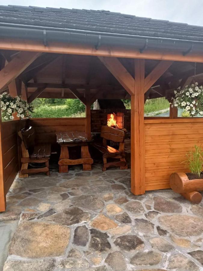 Apartamenty Na Wyrszczku Истебна Екстериор снимка